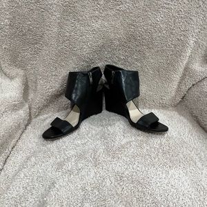 Vince Cumato leather open toe wedge size 8